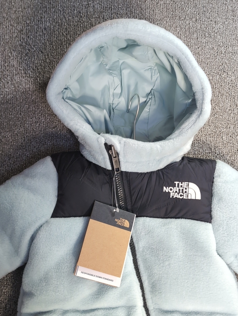 NWT 1996 Retro Nuptse Fleece One-Piece - Infants' Size 18-24M in Muted Pine Teal - Picture 5 of 12